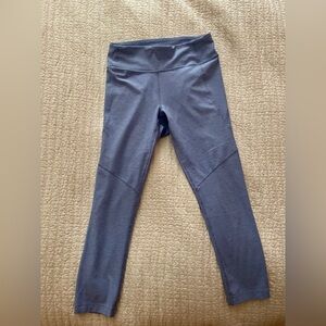 Outdoor Voices 3/4 Warmup Leggings